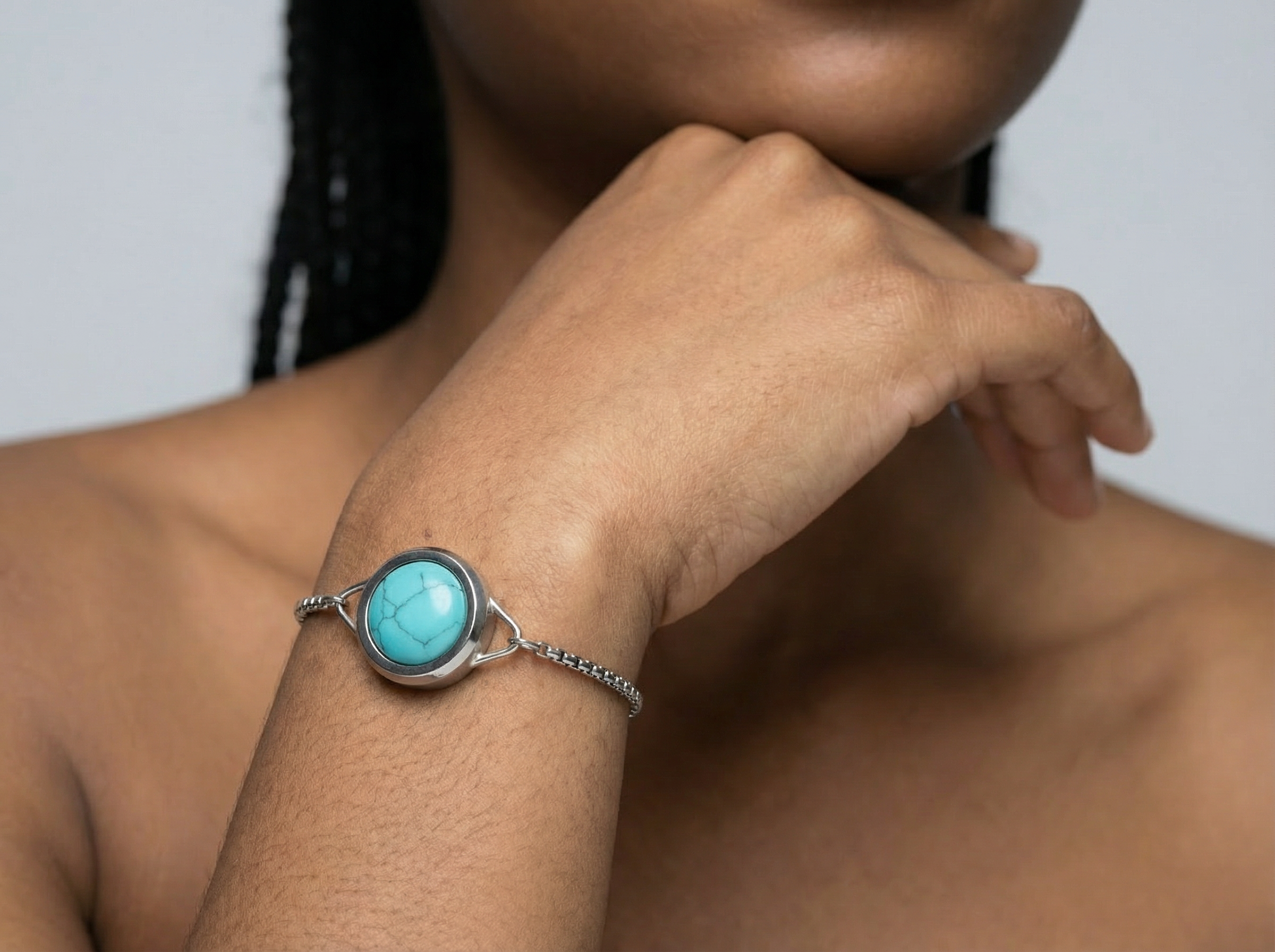 Por qué la seguridad personal importa más en fiestas