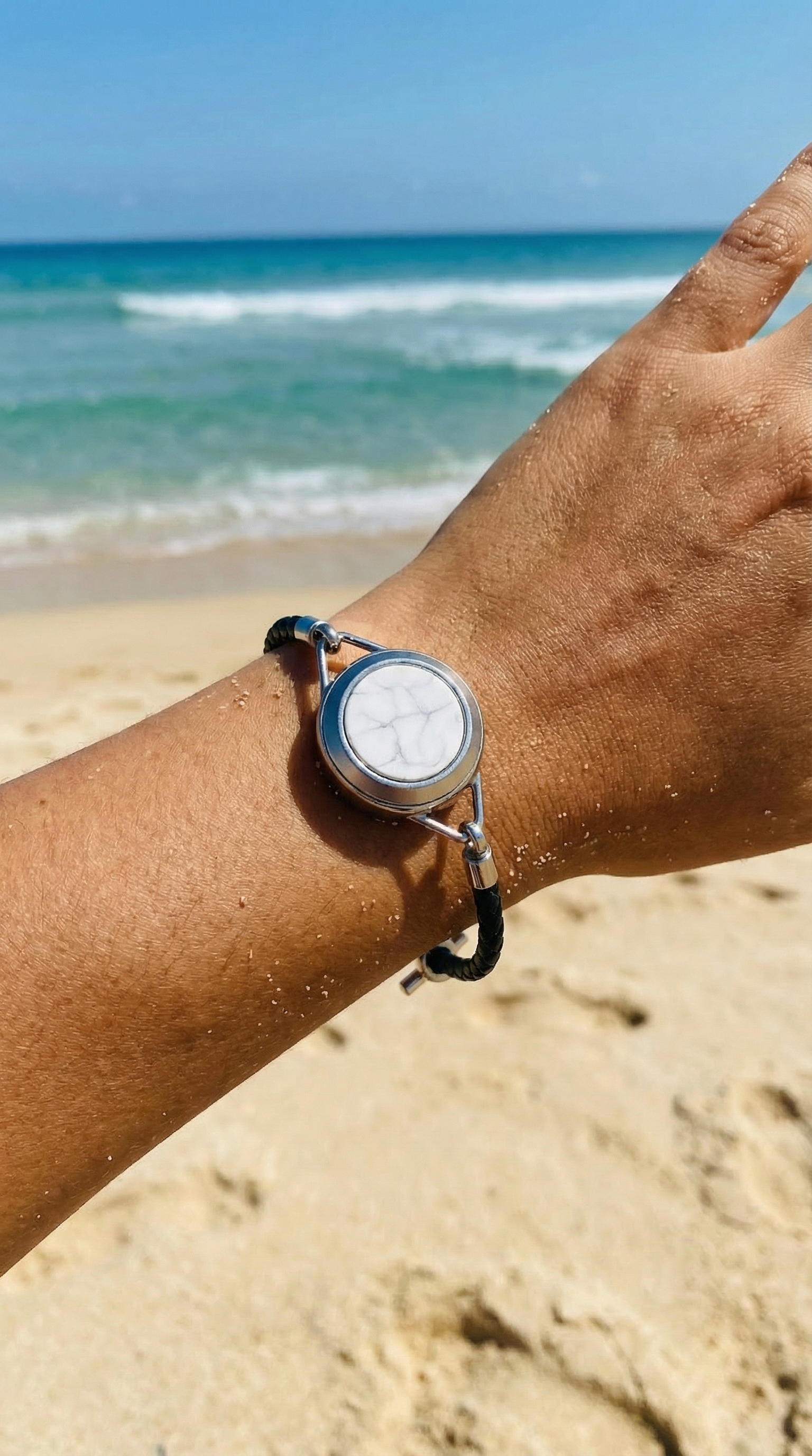 DISPOSITIVO DE SEGURIDAD ALARA SILVER - PULSERA ECO CUERO